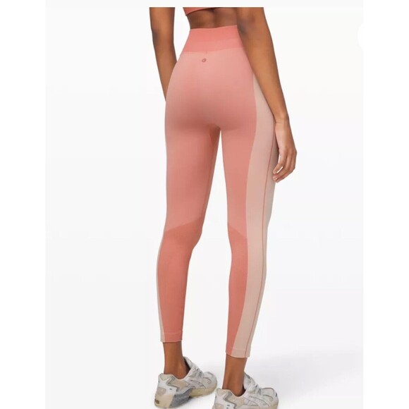 Lululemon Ebb to train tight Abstract size 8 - Picture 11 of 11